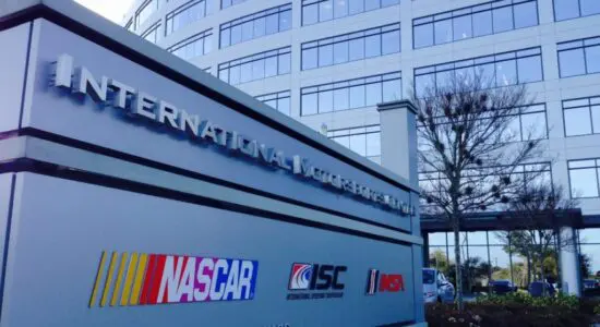 NASCAR | Campionati fermi fino al 3 maggio