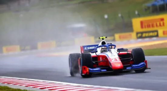 F2 | GP Ungheria: Shwartzman rimonta e domina la feature race