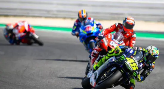 MotoGP | Caso Rossi: ancora positivo al Covid martedì, oggi è negativo ed è partito per Valencia