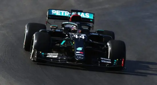 F1 | GP Bahrain 2020, FP1: Hamilton-Bottas, Mercedes vola