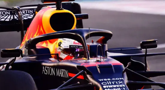 F1 | GP Abu Dhabi 2020, gara: Verstappen chiude l’anno con la vittoria davanti a Bottas e Hamilton