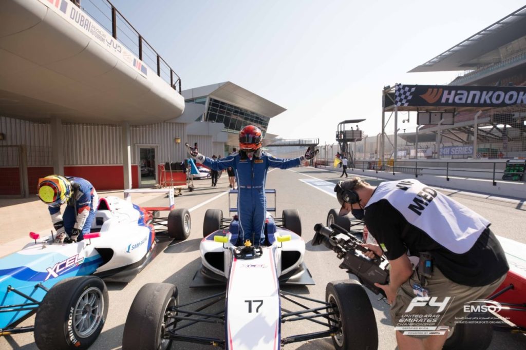 F4 UAE, Dubai | van't Hoff si conferma in Gara 3, Smal vince di autorità Gara 4