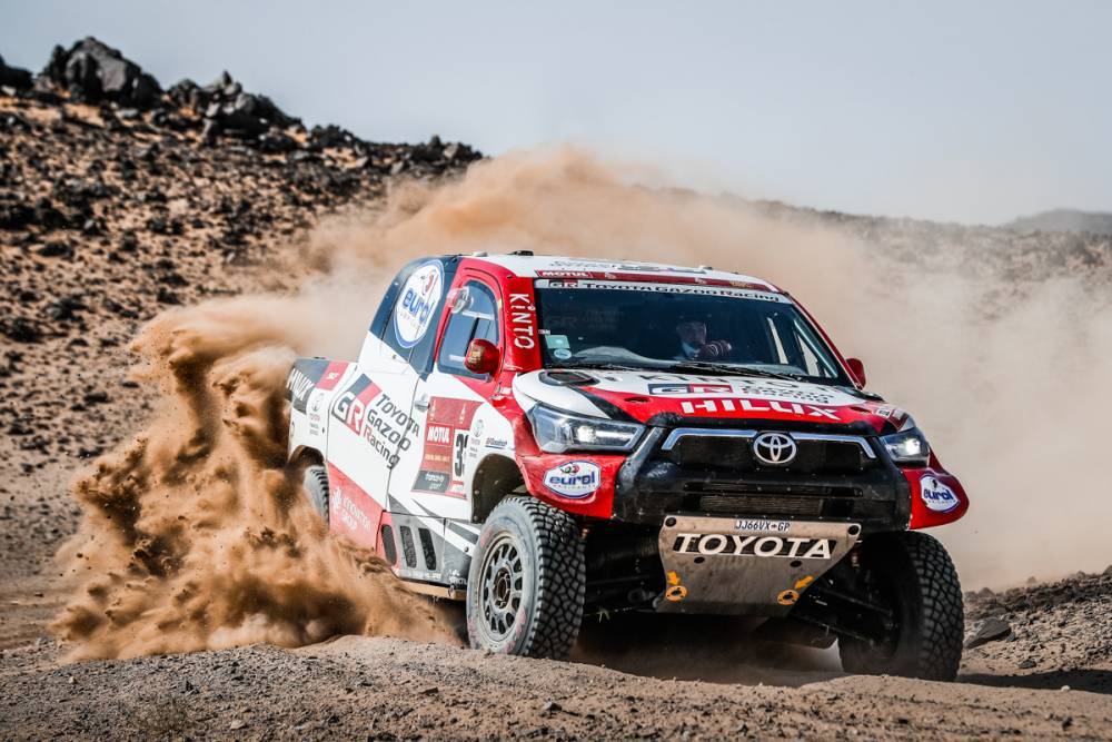 Dakar 2021 | Giorno 4: Toyota col vento in poppa, Peterhansel mantiene la testa della classifica