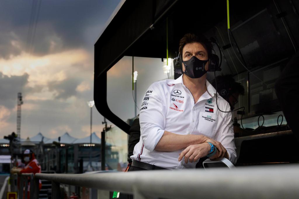 F1 | Toto Wolff a Sky sulla Mercedes W13 a Sakhir: "Non è una versione B"