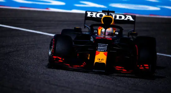 F1 | GP Bahrain 2021, FP2: Verstappen ancora leader, McLaren competitiva sul giro secco
