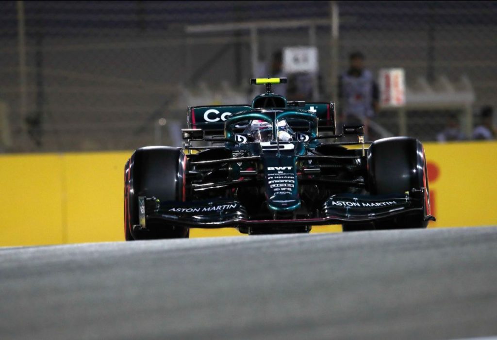 F1 | GP Bahrain 2021: +5 per Vettel in griglia per doppie gialle non rispettate (ma non ancora attive) in Q1