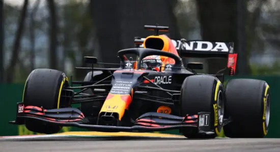 F1 | GP Portogallo 2021, Gara, Verstappen: “Il giro veloce mi è stato tolto, dovrebbero rimettere la ghiaia”