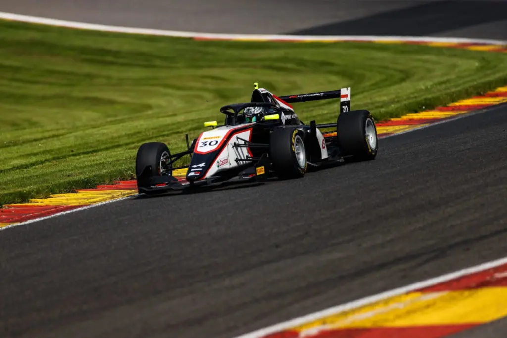 Formula Regional | Spa-Francorchamps 2021: Michael Belov primeggia nelle prove libere