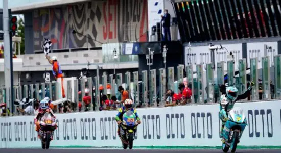 Moto3 | GP San Marino 2021: Dennis Foggia coglie il successo. Antonelli e Migno ammantano il podio col tricolore