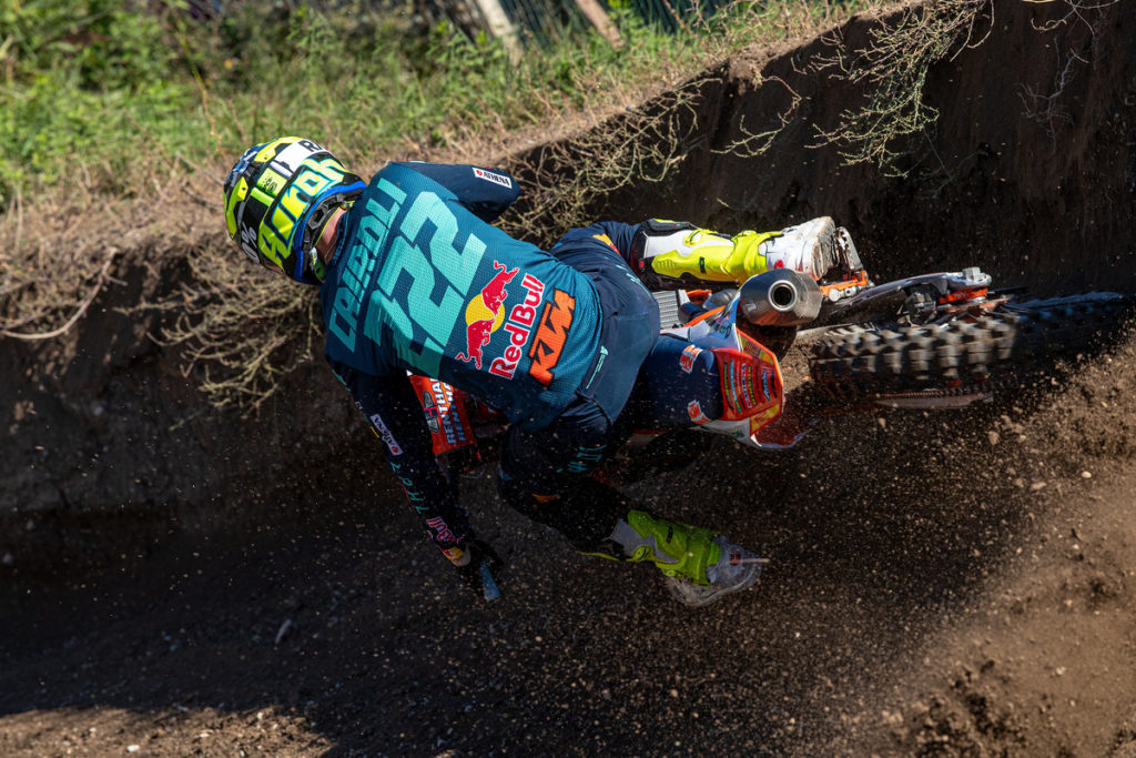 MXGP | GP Pietramurata 2021, gara-2: un eroico Cairoli vince tutto, Herlings mantiene la tabella rossa