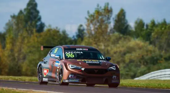 WTCR | GP Repubblica Ceca 2021: Mikel Azcona segna la pole in una qualifica sul decimo di secondo