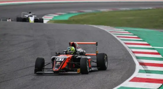 F4 Italia | Mugello 2021: Assolo di Dürksen in Gara 3, Bearman fa suo il titolo!