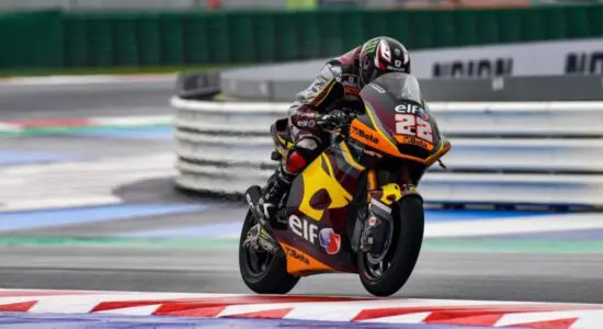 Moto2 | GP Emilia-Romagna 2021: Sam Lowes torna in pole position. Male il duo KTM Ajo