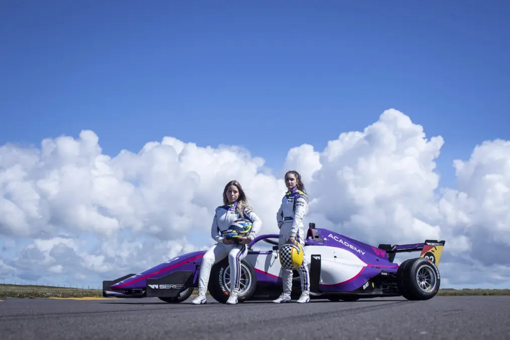 F3 | Test a Magny-Cours per le pilote di W Series Academy e Iron Dames