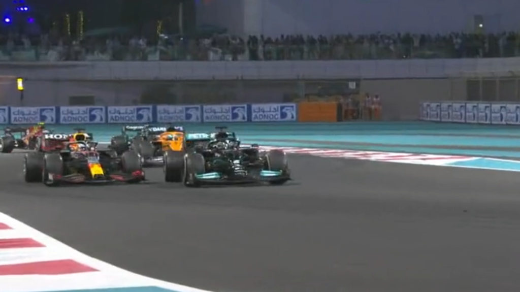 F1 | GP Abu Dhabi 2021: respinto il reclamo Mercedes per il "sorpasso" di Verstappen sotto Safety Car. Attesa per la seconda decisione
