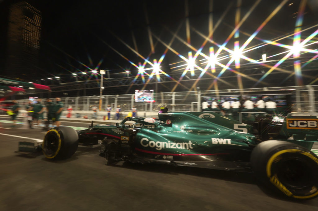 F1 | GP Arabia Saudita 2021, Gara, Vettel: "I vari contatti hanno distrutto la mia gara"