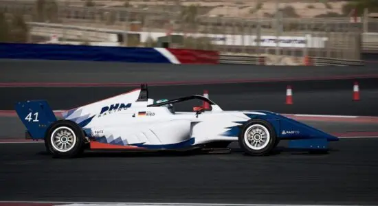 F4 UAE | Nikita Bedrin e Jonas Ried completano la line up di PHM Racing