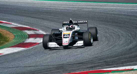 Formula Regional Asia | Hitech GP annuncia la propria line up: ci sono Minì e Fornaroli!