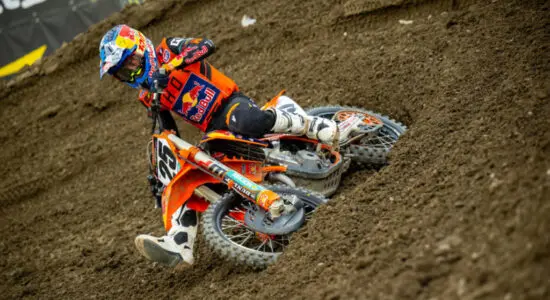 Supercross | Anaheim #2 2022, Musquin (KTM): “Che fatica sulle whoops!”
