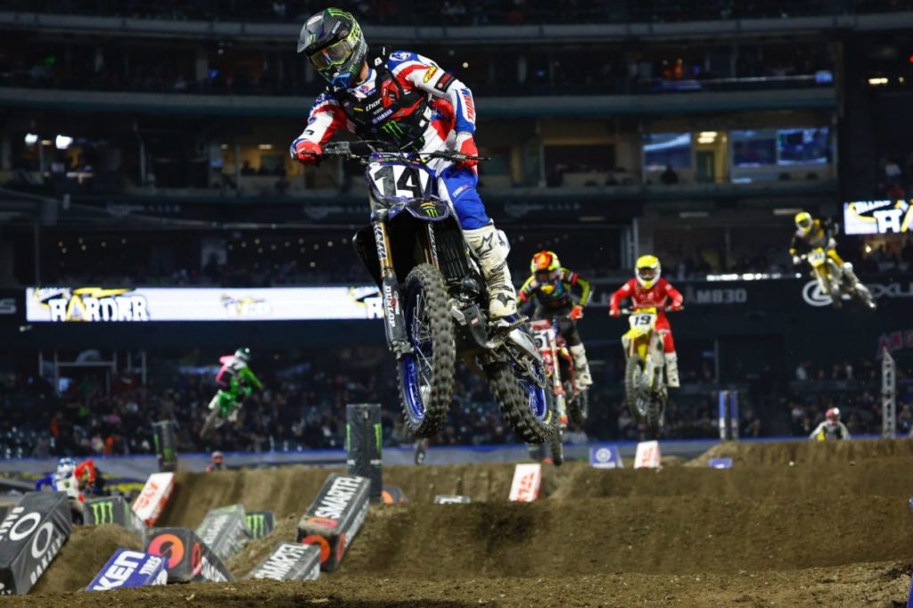 Supercross | Anaheim #2 2022, Ferrandis (Yamaha): "La moto si comporta bene, speravo di risalire sul podio"