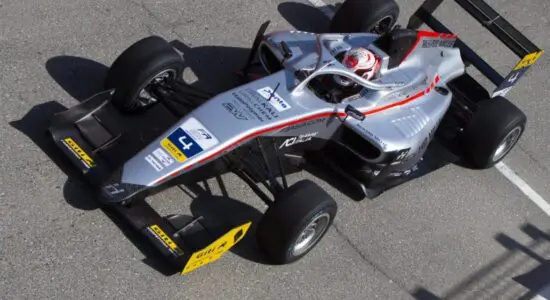 Formula Regional Asia | Gabriele Minì e Vladislav Lomko in pista con Hitech GP a Dubai