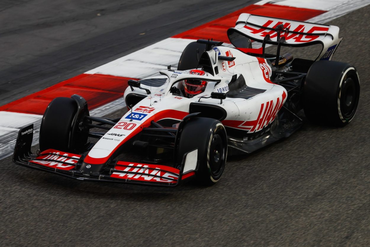 F1 | Test Bahrain 2022, Day 2, Magnussen: "Bellissimo tornare al volante di una Formula 1"