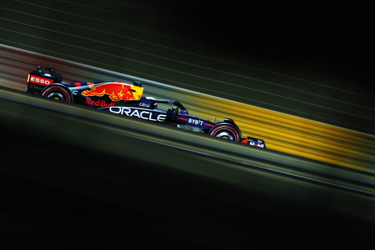 F1 | Test Bahrain 2022, Day 2, Verstappen: "Divertente la piccola battaglia con Carlos"