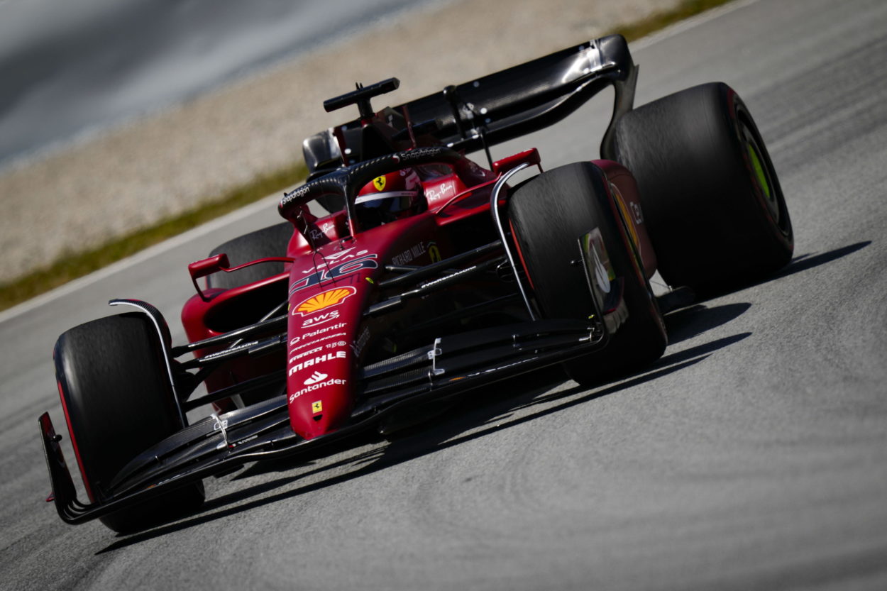 F1 | GP Spagna 2022, qualifiche: Leclerc testacoda e poi grande Pole! Verstappen 2° su Sainz. Russell 4° con la Mercedes