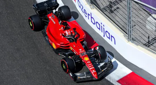 F1 | GP Azerbaijan 2022, qualifiche: Leclerc Pole da fenomeno, poi Pérez e Verstappen. Russell 5°, Hamilton 7°