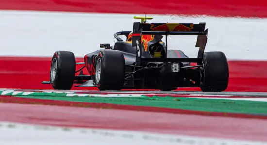 F3 | GP Austria 2022: primo successo per Jak Crawford nella sprint race
