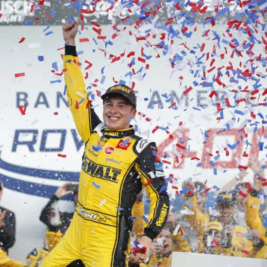 NASCAR | Cup Series, Charlotte Roval: dal nulla al caos, Bell vince e ribalta la classifica!