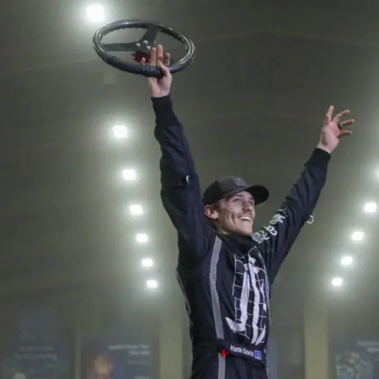 Chili Bowl 2023, Day 2: la sorpresa Hank Davis batte tutti i big nel martedì di Tulsa