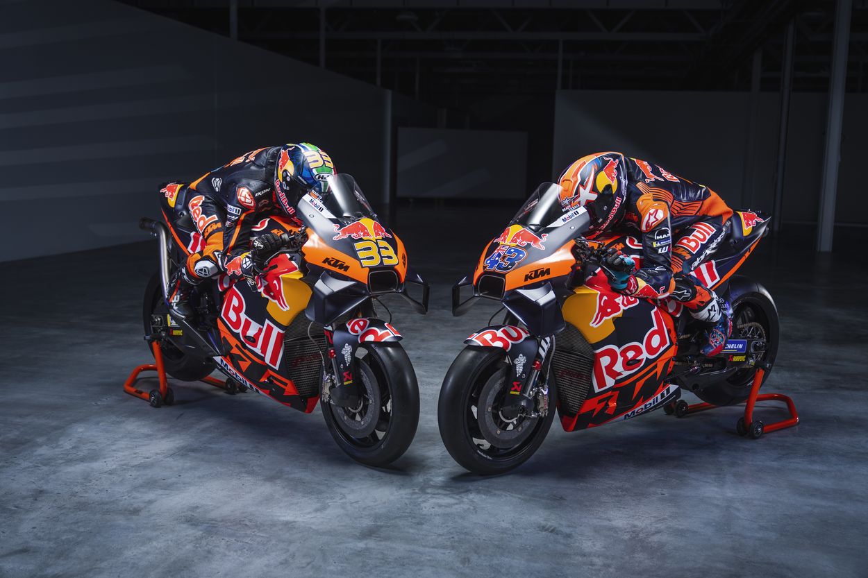 MotoGP | Red Bull KTM Factory 2023, le immagini della presentazione [Gallery]