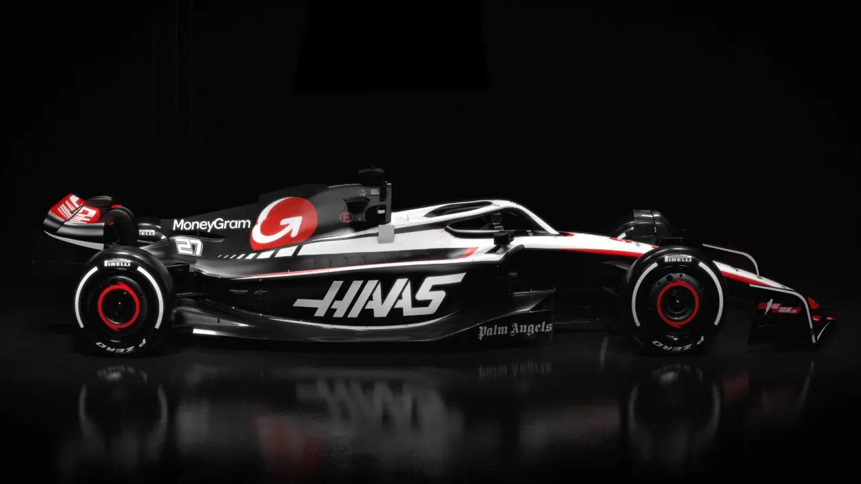 F1 | Presentata la livrea della Haas VF-23 per il 2023