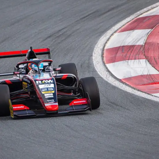 Formula Regional Middle East | Dubai #2 2023: Pepe Martí domina Gara 2