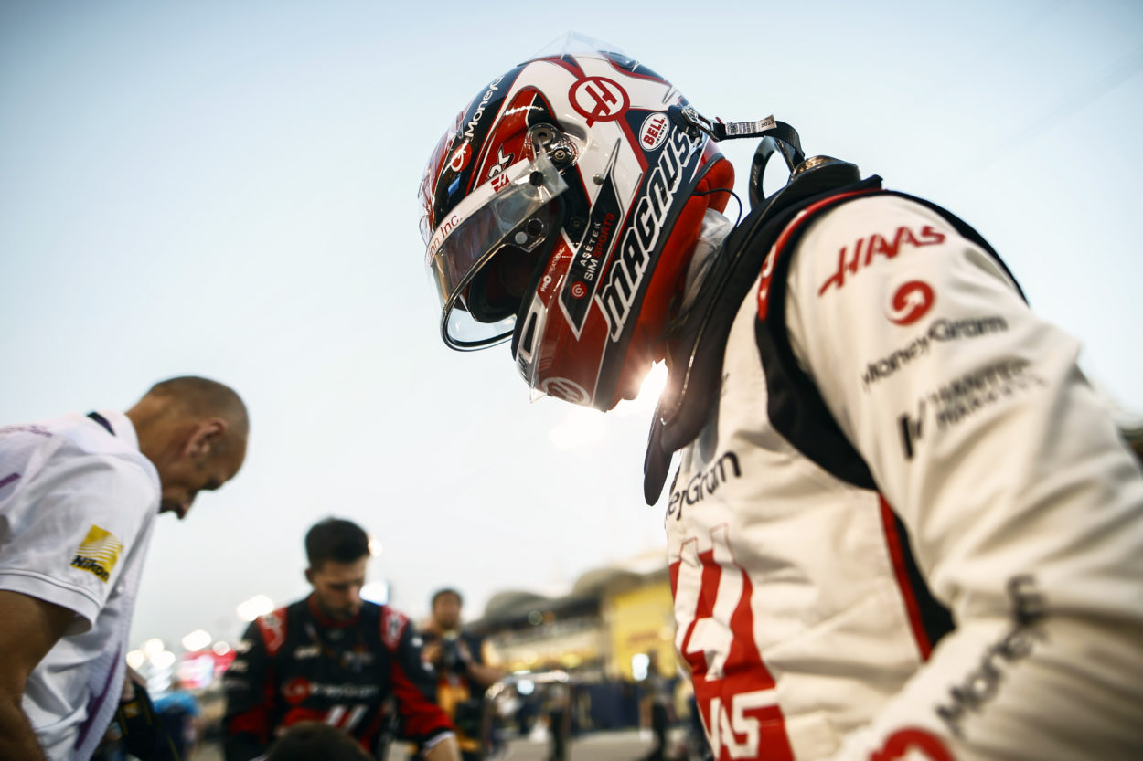 F1 | GP Bahrain 2023, Gara, Magnussen: "Passo gara migliore delle attese"