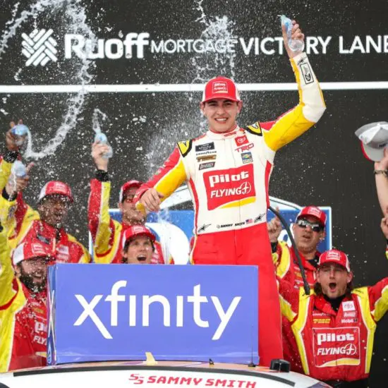 NASCAR | Xfinity Series: Sammy Smith ottiene il suo primo trionfo a Phoenix