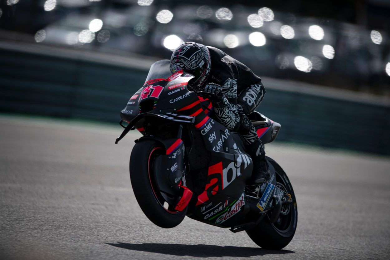MotoGP | Aleix Espargaró limitato dalla fibrosi muscolare, sarà operato domani al braccio destro
