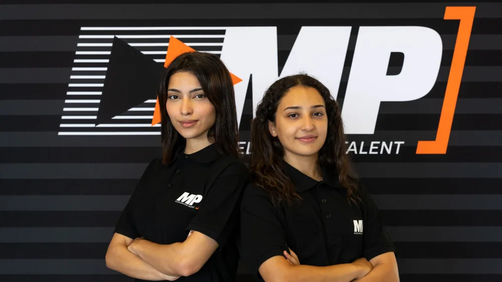 F1 Academy | Amna e Hamda Al Qubaisi firmano con MP Motorsport