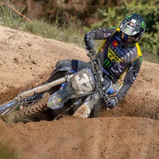 Andrea Bonacorsi dei Pata Talenti Azzurri FMI Motocross domina a Riola Sardo