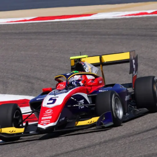 F3 | GP Bahrain 2023: Gabriel Bortoleto vince la Feature Race. La Safety Car e una penalità tolgono il podio a Minì