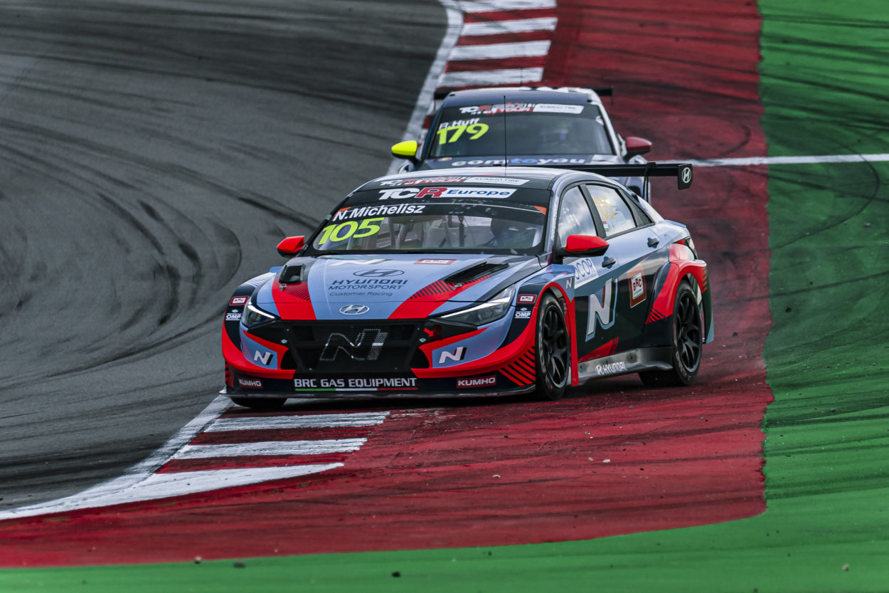 TCR World Tour | Portimão 2023, qualifiche: doppietta Hyundai, la prima pole è di Michelisz