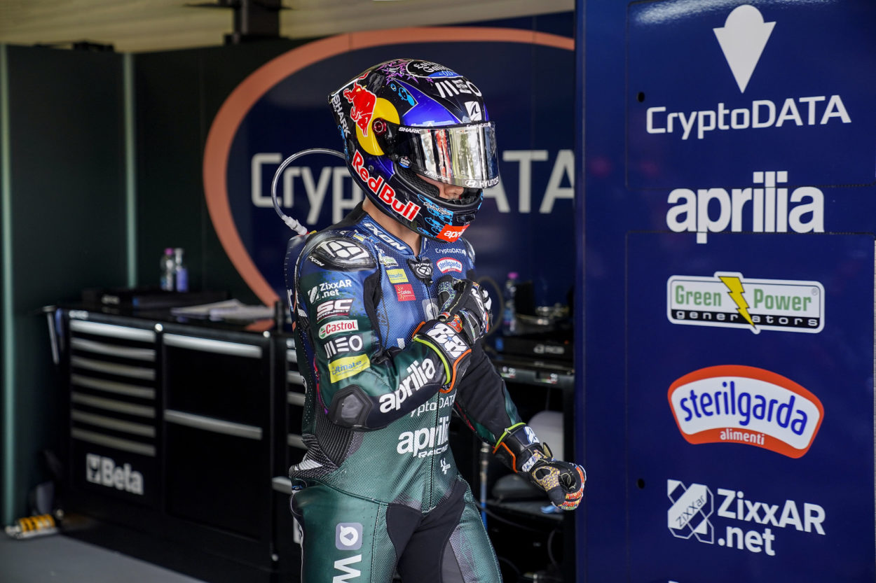 MotoGP | Lussazione alla spalla sinistra per Miguel Oliveira dopo l'incidente nel GP Spagna 2023