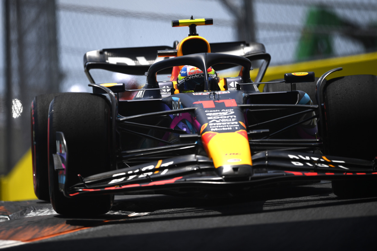 F1 | GP Miami 2023, qualifiche: Leclerc va a muro e consegna la pole a Pérez! Alonso 2°, Verstappen senza tempo partirà 9°