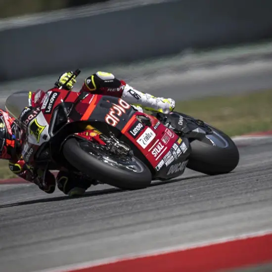 SBK | Round Catalogna 2023, Gara 2: Álvaro Bautista completa la tripletta ed eguaglia Noriyuki Haga