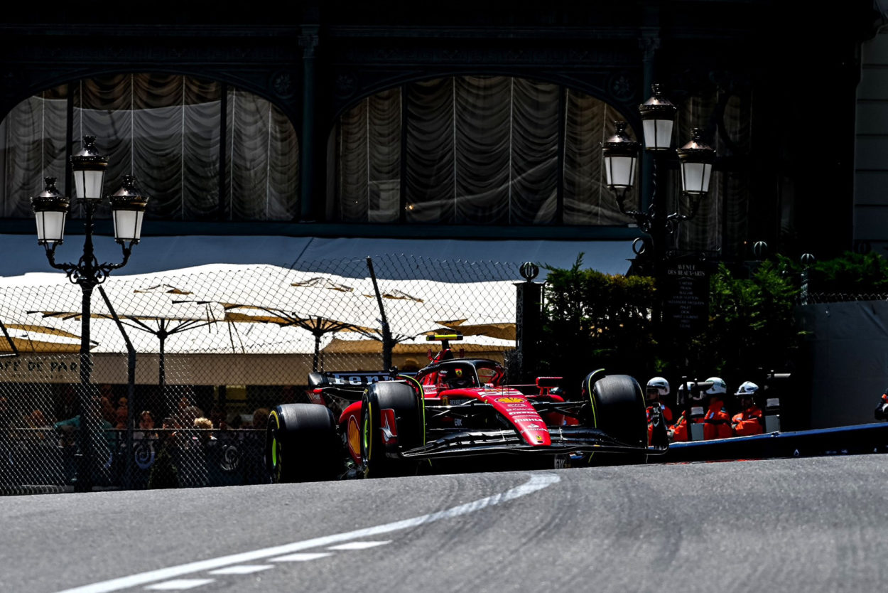 F1 | GP Monaco 2023, FP1: Sainz in testa nel Principato, Albon provoca la bandiera rossa nel finale