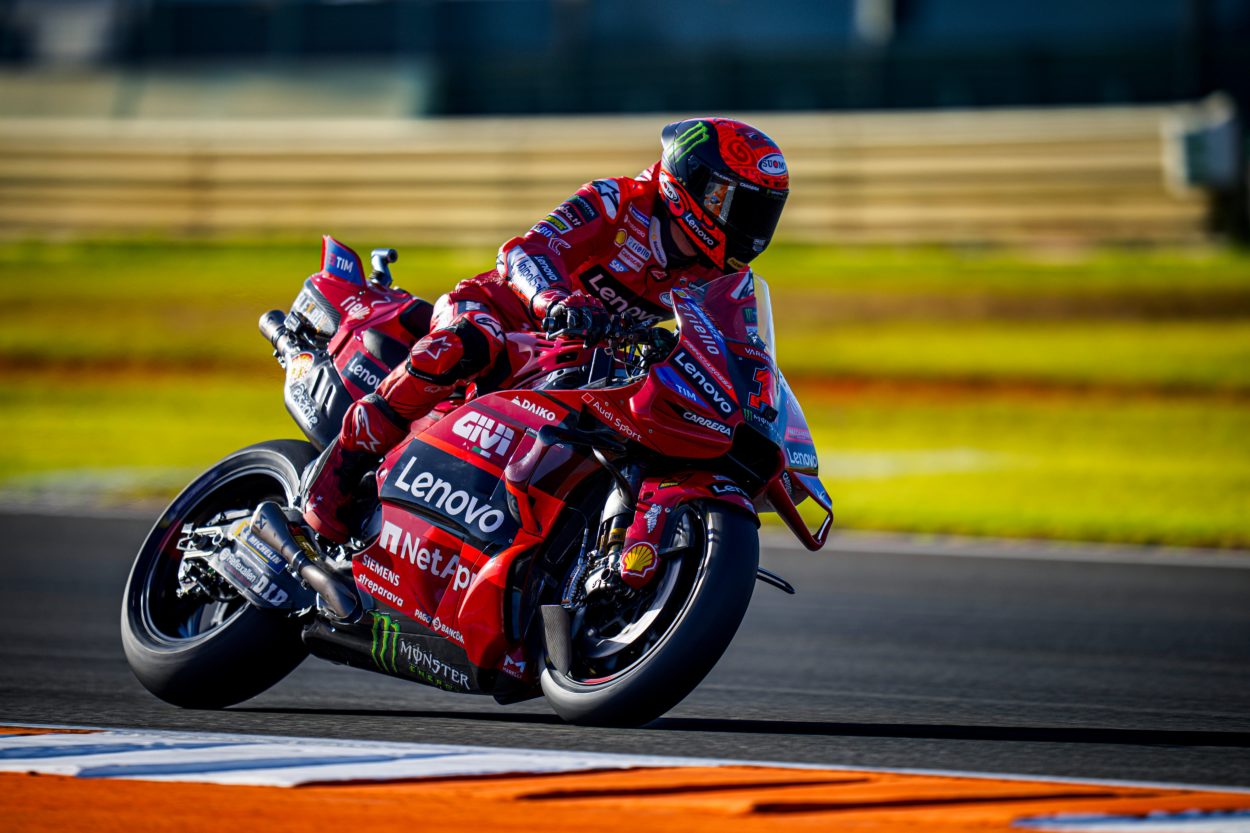MotoGP | GP Comunità Valenciana 2023, Gara: Francesco Bagnaia conquista ...