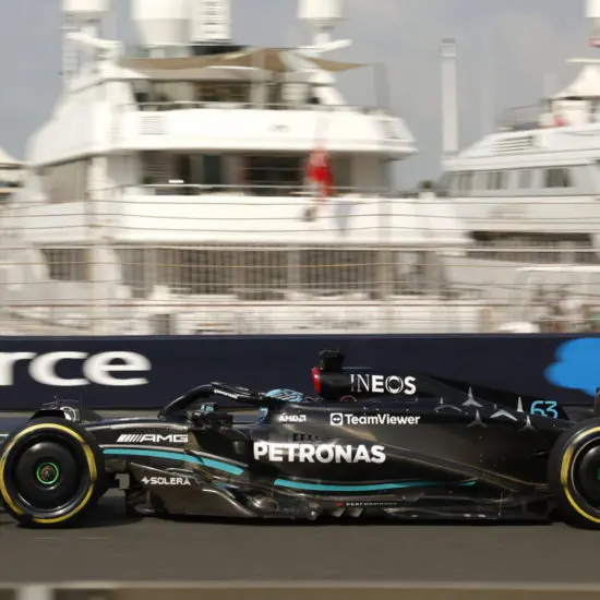F1 | GP Abu Dhabi 2023, FP1: George Russell precede Drugovich e Ricciardo. Dieci rookie in pista