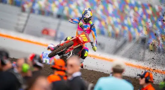 Supercross | Jett Lawrence conquista Daytona, record di podi per Tomac
