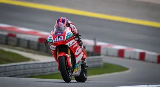 MotoE | GP Portogallo 2024, Gara 2: Mattia Casadei vince al pomeriggio, Garzó ancora secondo